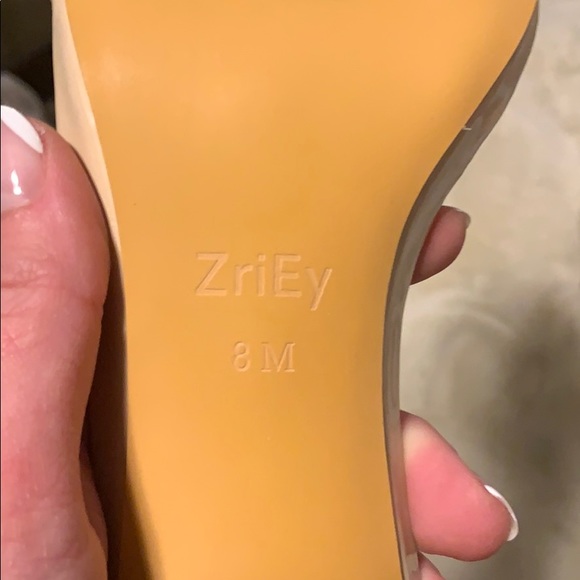 Cream Heels 1” - Picture 2 of 3